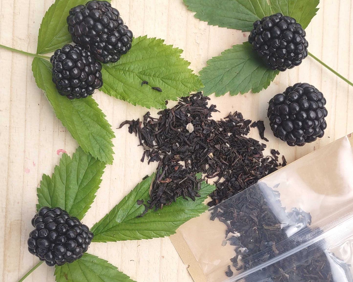 Blackberry fruit, tea